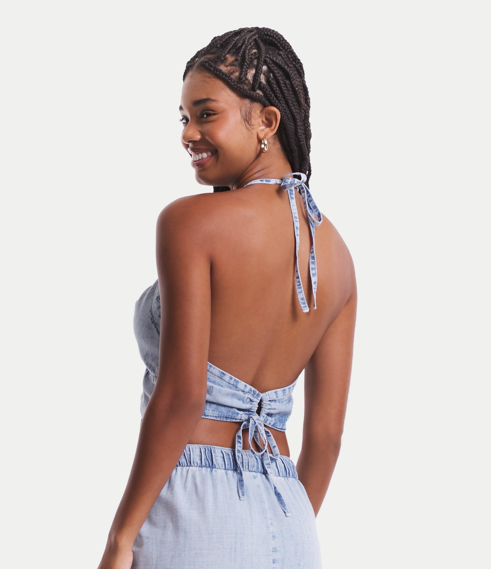 Blusa Cropped Jeans com Busto Marcado e Amarração no Pescoço Azul 3