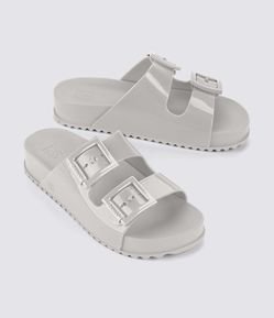 Sandália Rasteira Slide com Tiras Largas