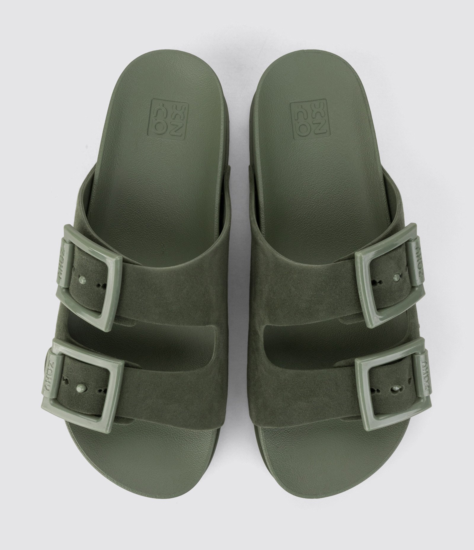 Sandália Rasteira Slide com Tiras Largas 1