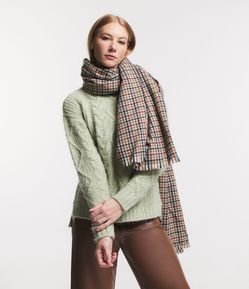 Cachecol com Barra a Fio e Estampa Xadrez