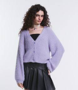 Cardigan Curto em Tricô com Pelinhos