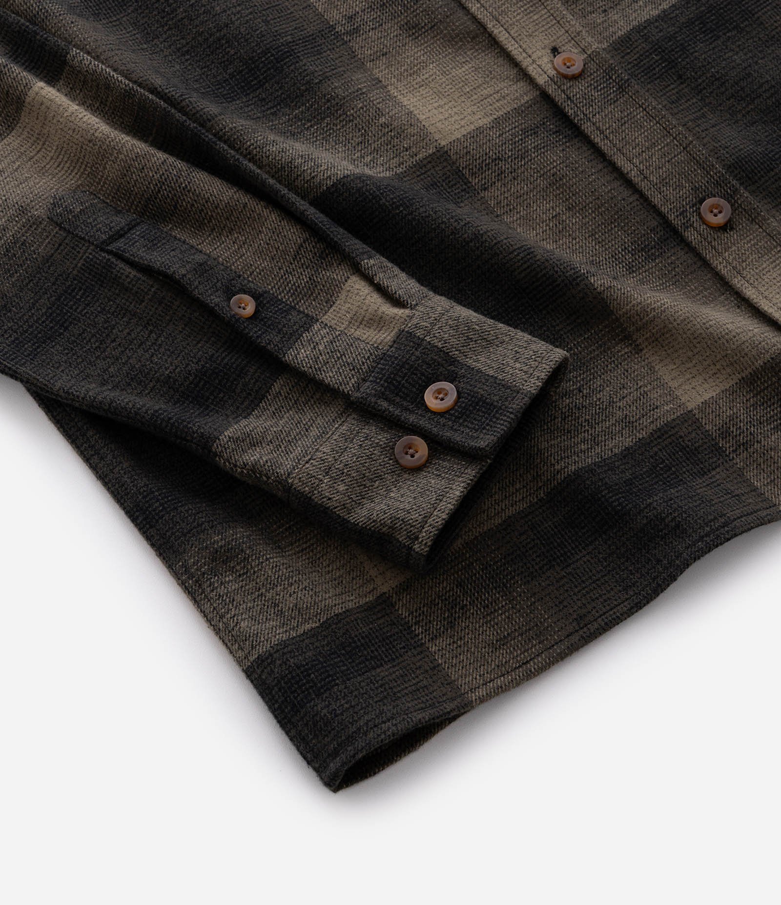 Camisa Comfort em Algodão Xadrez com Bolso e Manga Longa Verde 11