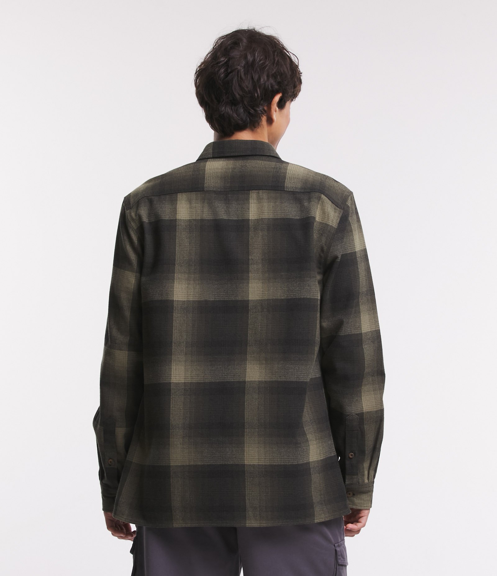 Camisa Comfort em Algodão Xadrez com Bolso e Manga Longa Verde 3