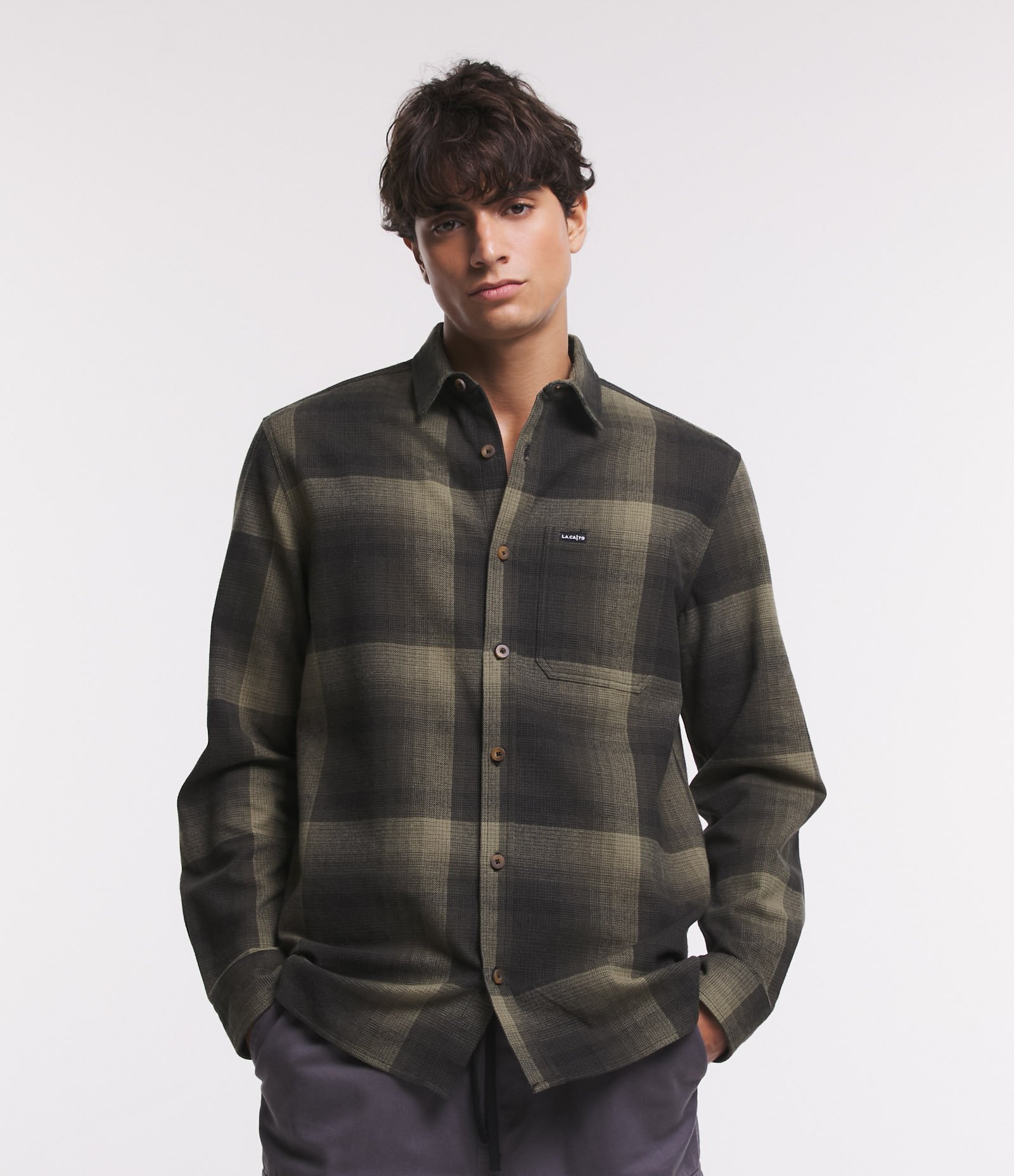 Camisa Comfort em Algodão Xadrez com Bolso e Manga Longa Verde 4