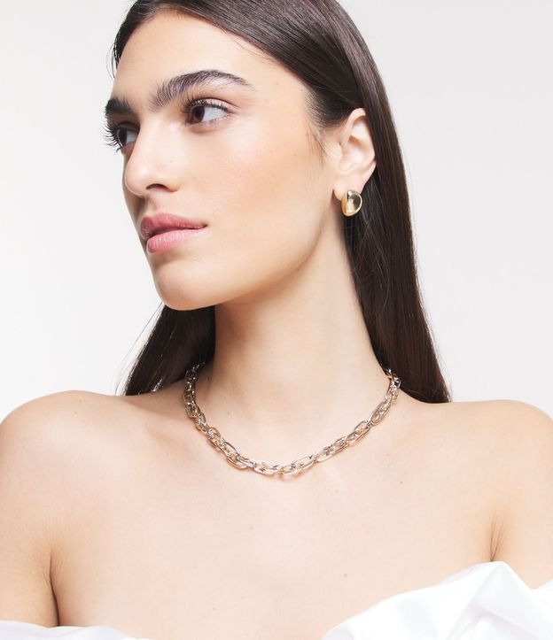 Conjunto Colar Elos e Brinco Beans em Metal