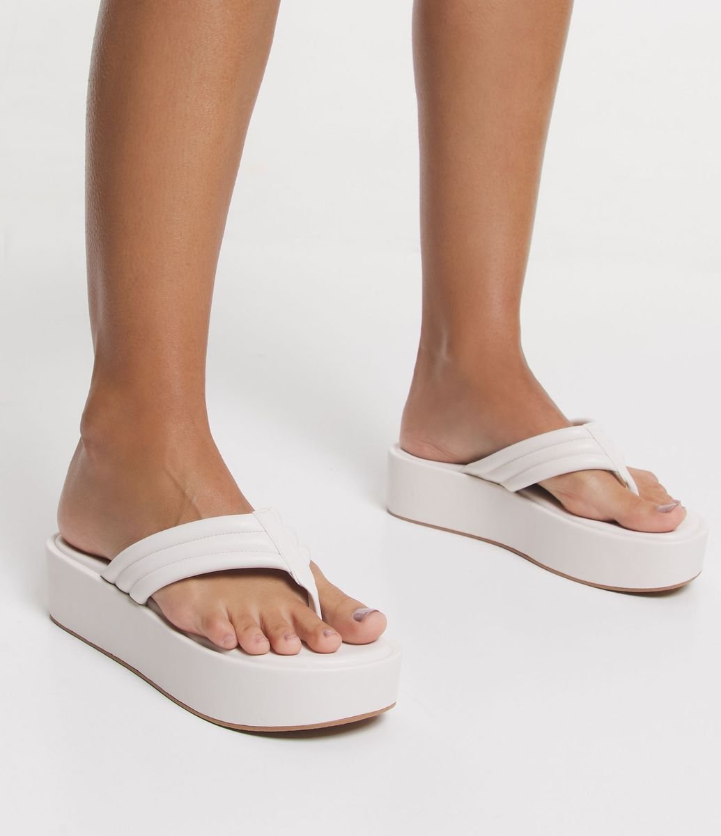 Sandália feminina flatform em sales nobuck satinato