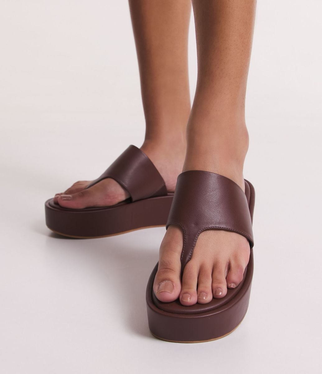 Sandália feminina flatform 2024 em nobuck satinato