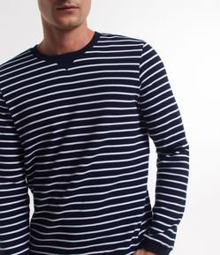 Camiseta em Meia Malha com Estampa Listrada