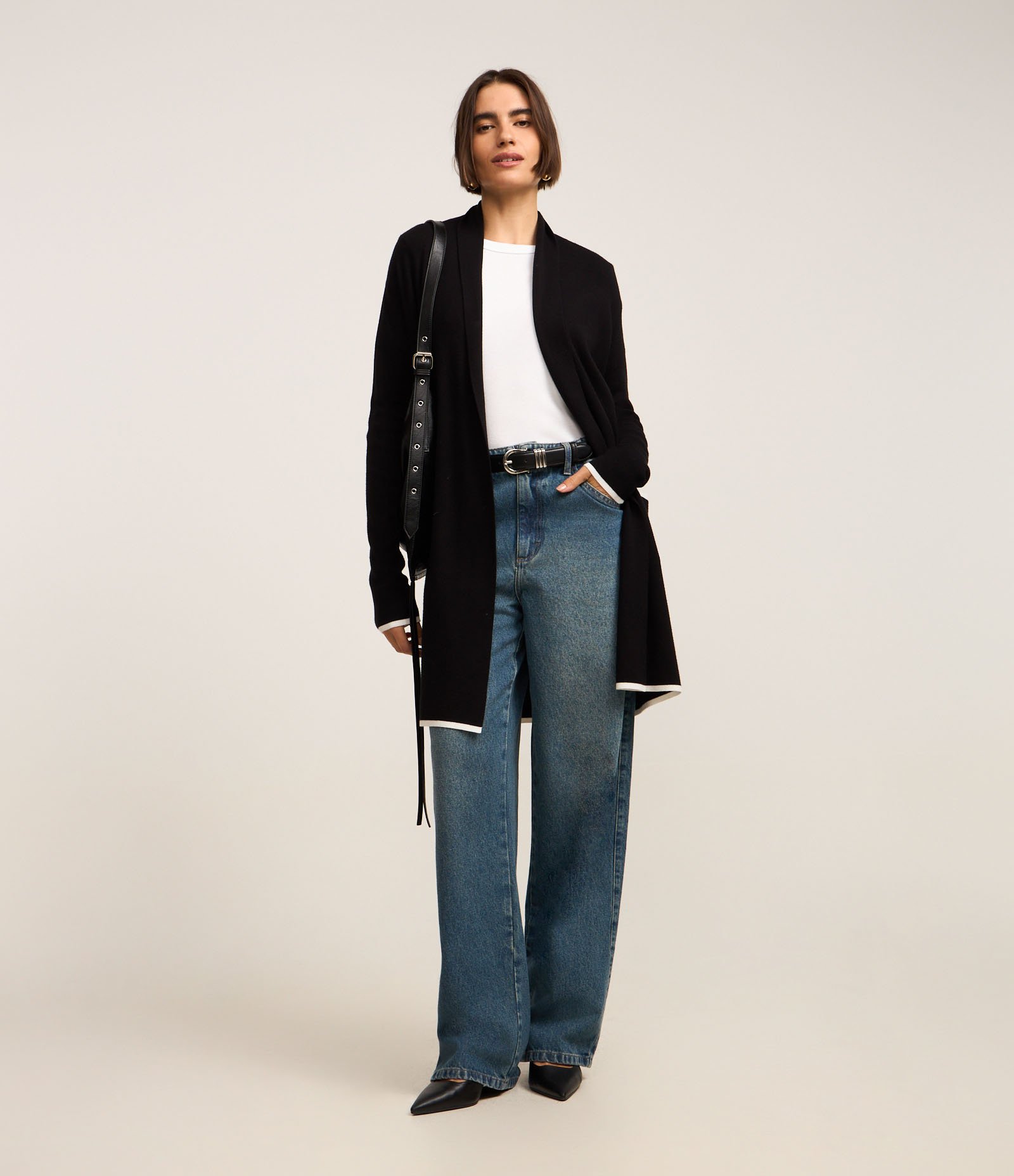 Cardigan Alongado em Tricô com Detalhes Contrastantes Preto 2