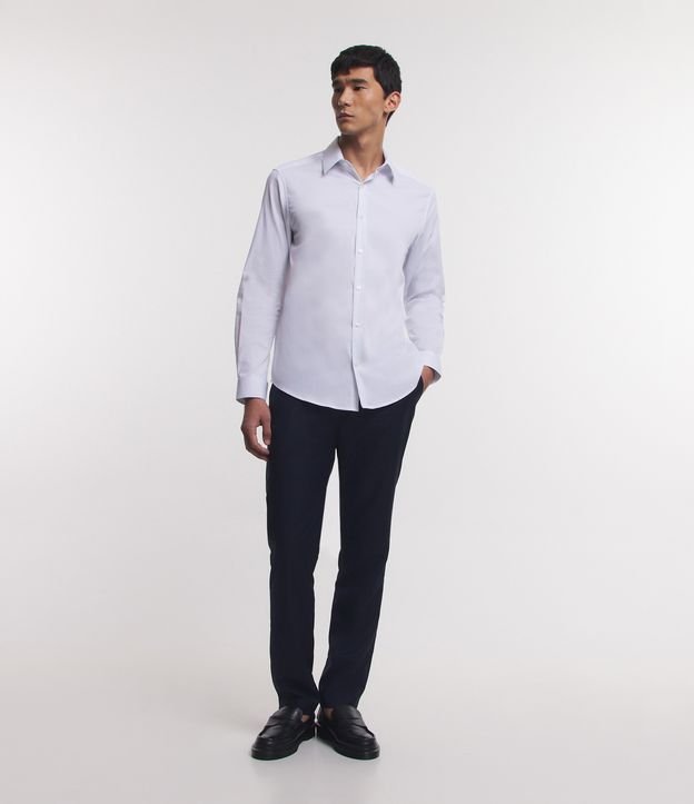 Camisa Regular Social em Algodão com Textura de Listras