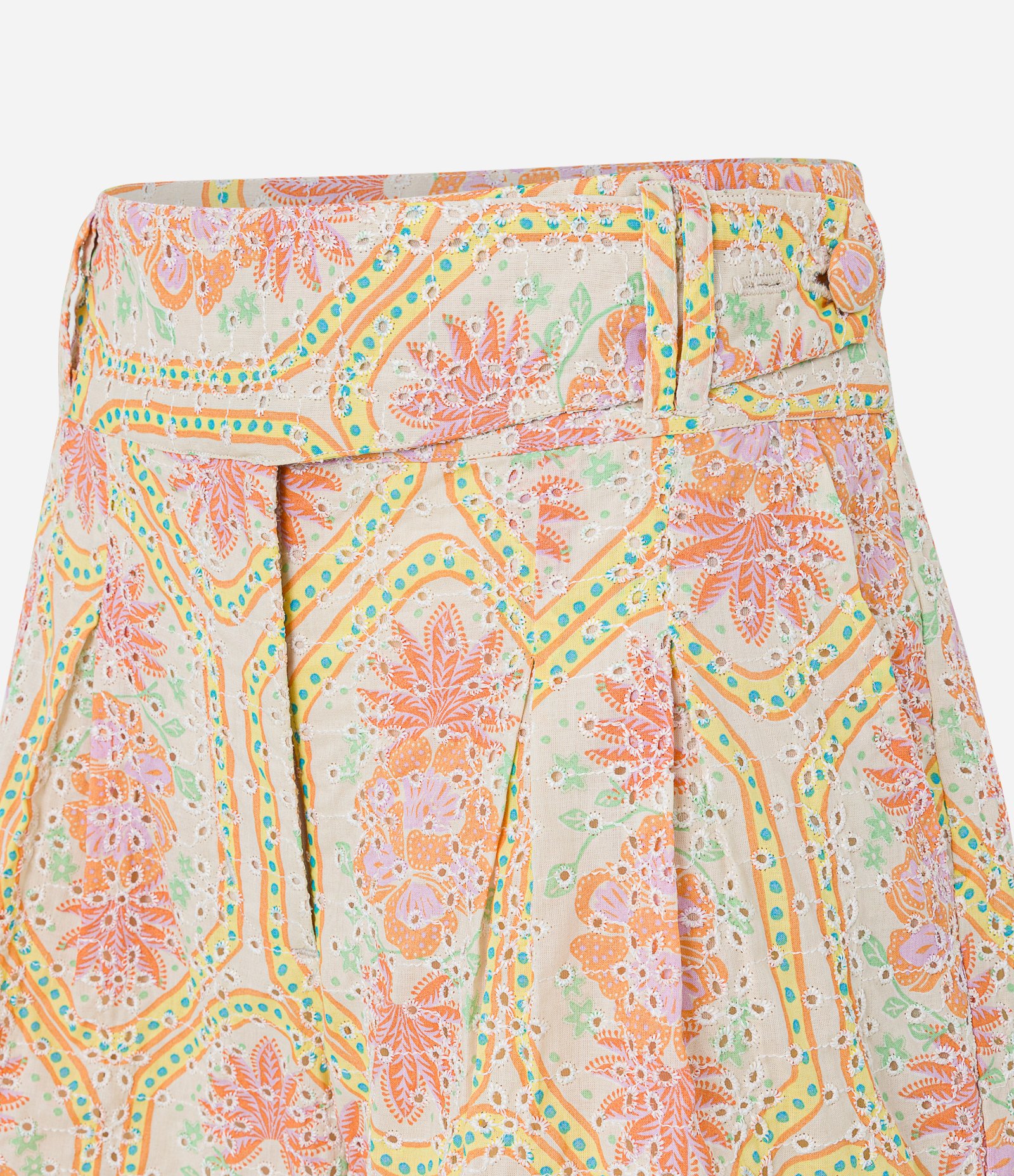Short em Laise com Cós Largo e Estampa Floral Bege 6
