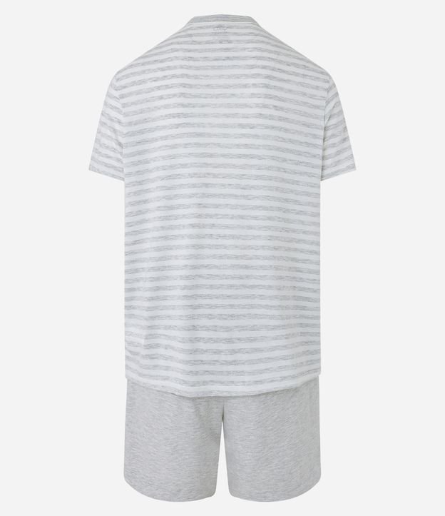 Pijama Curto em Meia Malha com Gola V e Estampa de Listras Cinza Claro 6