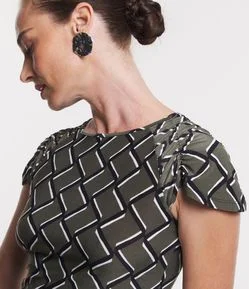 Blusa em Jersey com Detalhe Franzido e Estampa Zig Zag