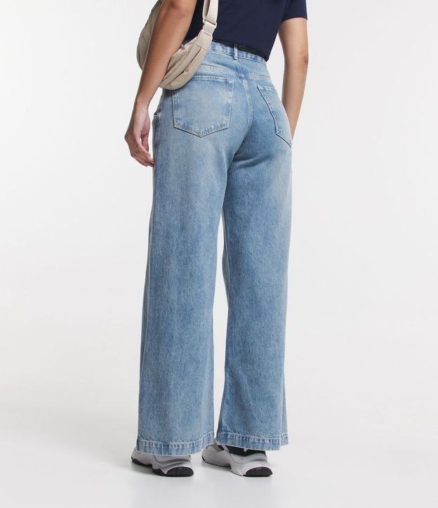 Calça Wide Leg Jeans com Abertura Grande no Bolso Frontal Azul 3