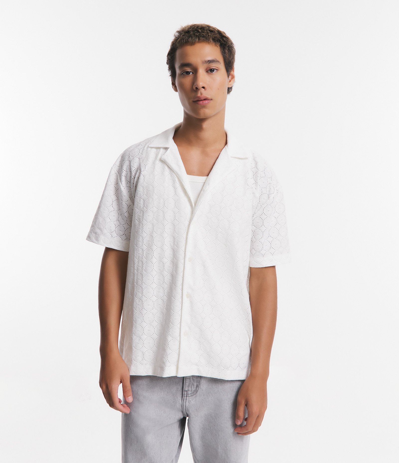 Camisa Boxy em Malha com Bordado e Vazadinhos Branco 3