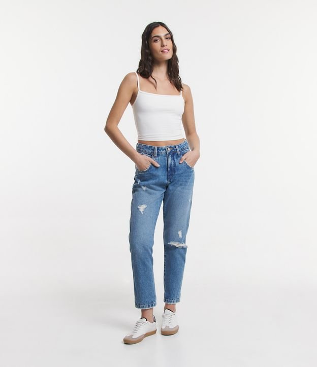 Calça Mom Jeans com Bolso Diferenciado