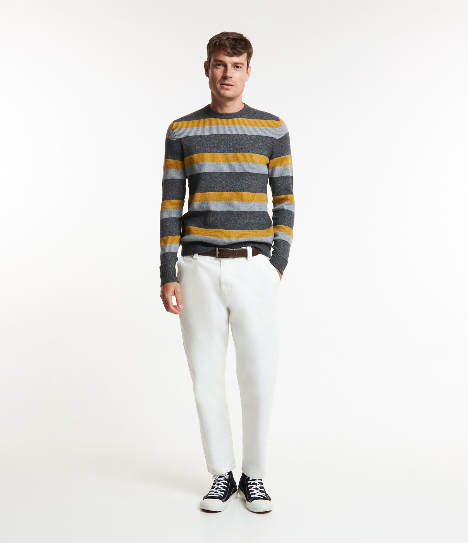 Suéter em Tricô com Estampa Listrada Cinza/ Amarelo 3