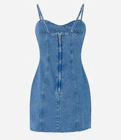 Vestido Curto Jeans Médio  com Decote Coração e Barra a Corte a Fio