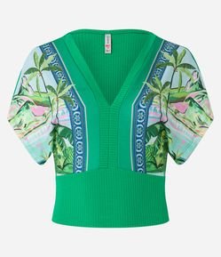 Blusa em Ribana com Estampa Tropical nas Mangas e Busto