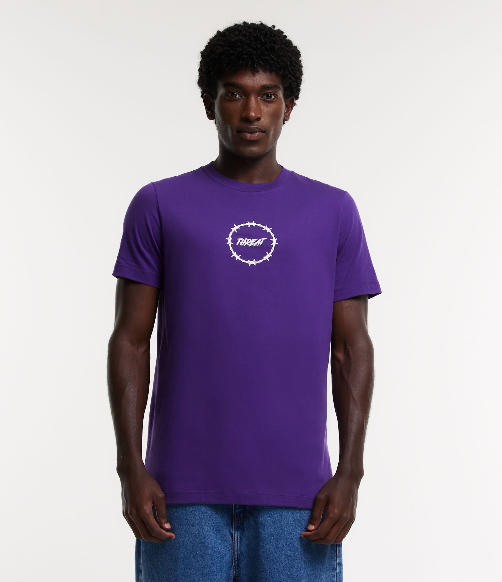 Camiseta Regular em Meia Malha com Estampa de Arame Farpado Roxo 1