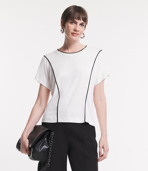 Blusa Manga Curta em Viscose com Viés Contrastante