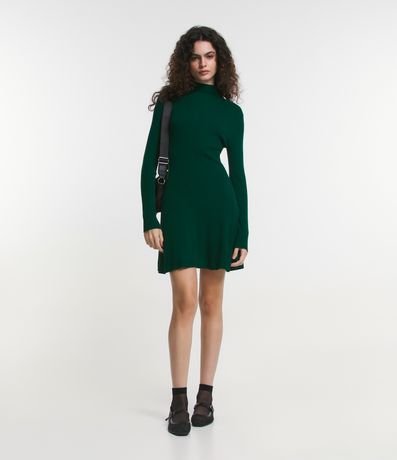 Menor preço em Vestido Curto Evasê em Tricô Canelado com Gola Alta e Manga Longa