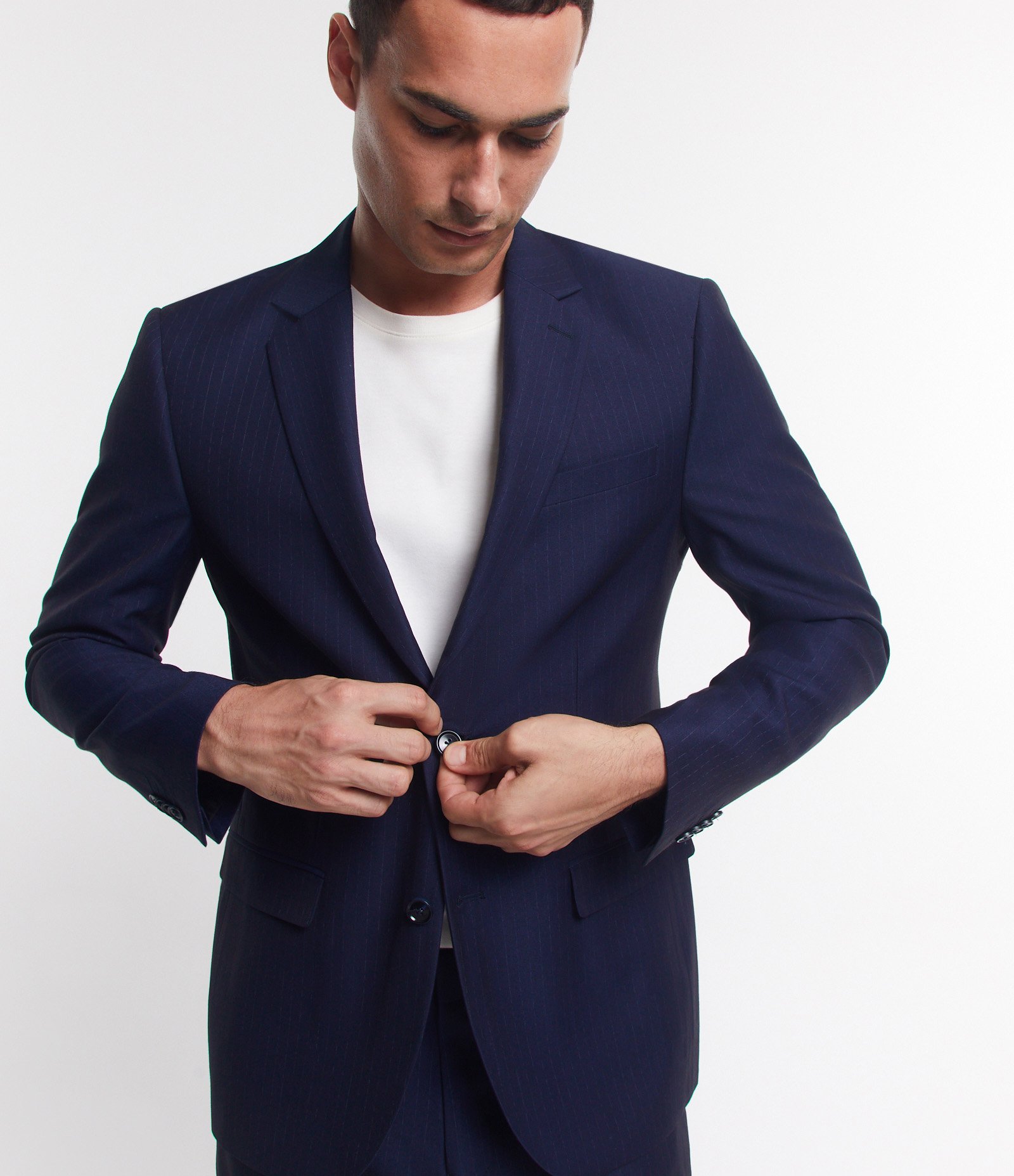 Paletó em Tricoline com Estampa Risca de Giz Azul Marinho 3