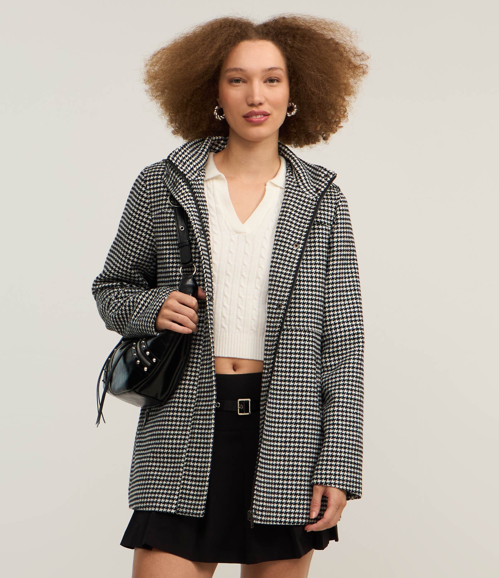 Casaco Longo em Polivelour Pied de Poule com Capuz Preto/Branco 3