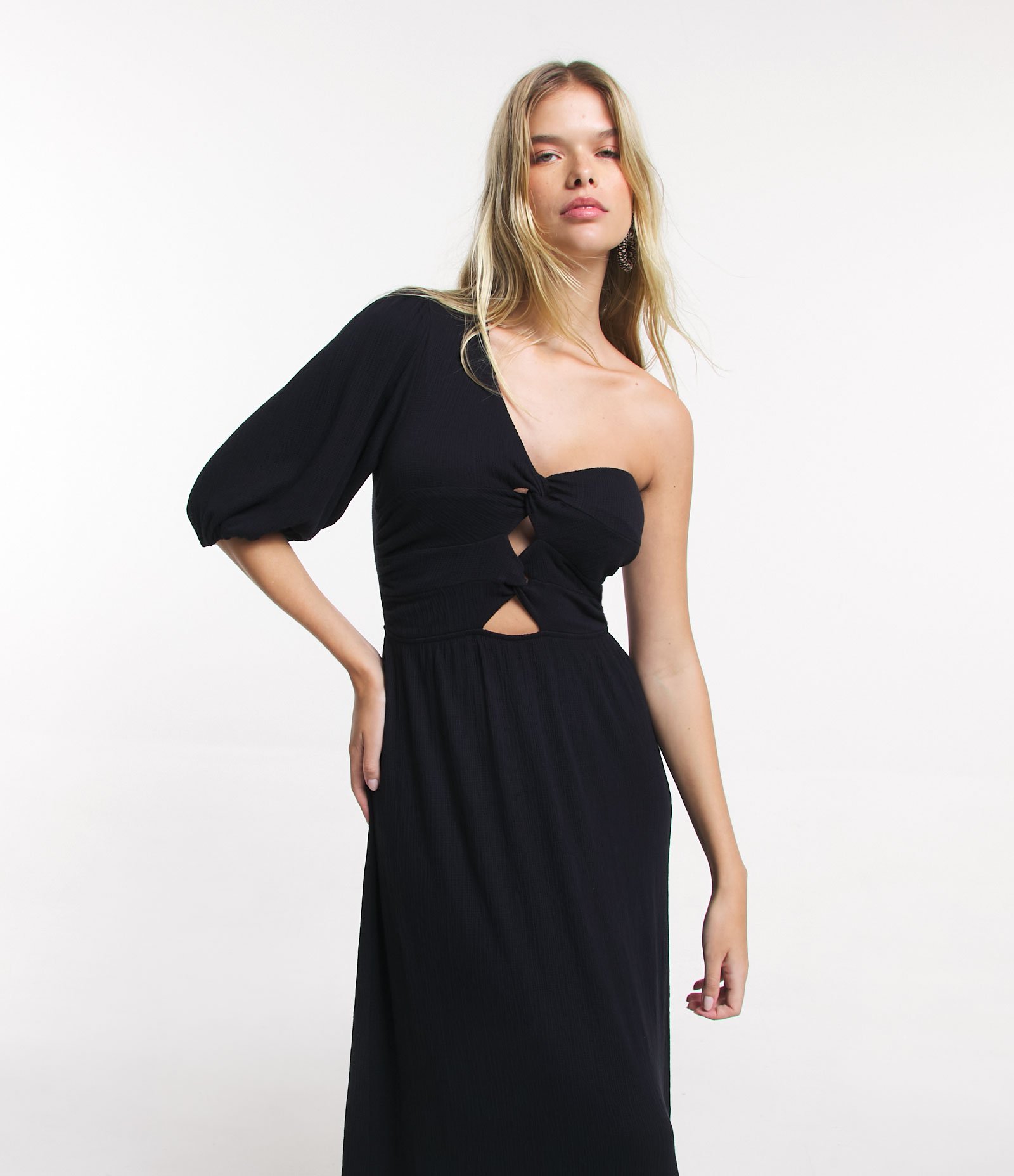 Vestido Longo Texturizado Ombro Só com Nó Duplo no Busto Preto 3