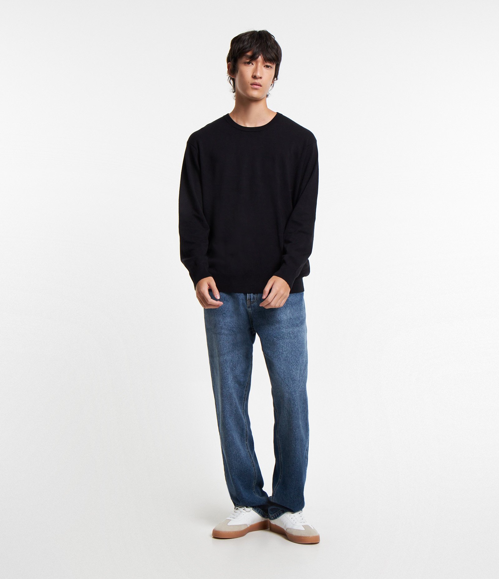 Suéter Comfort em Tricô com Gola Redonda Preto 2