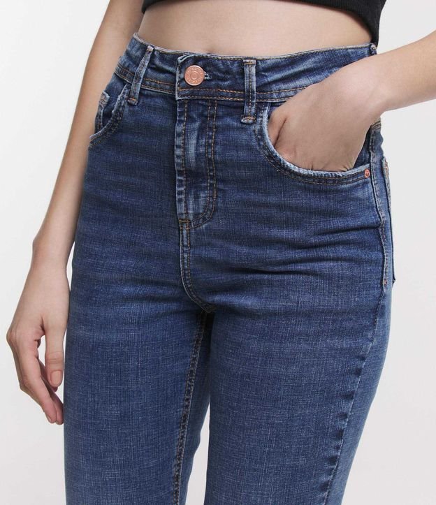 Calça Skinny Cropped Jeans com Bolsos Azul 4