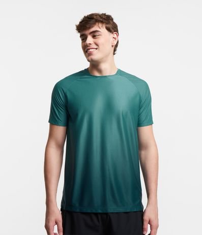Camiseta Esportiva em Tecnologia Dry Degrade é boa?