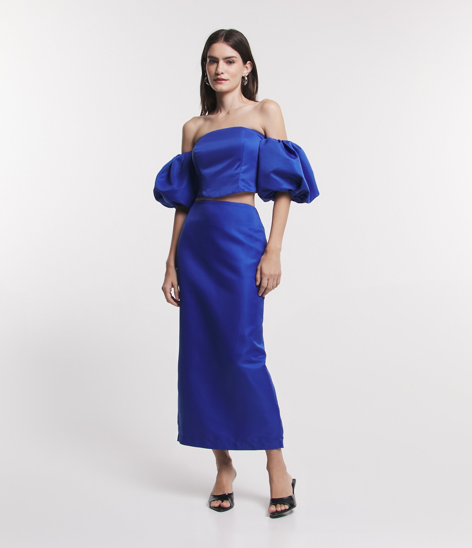 Saia Reta Acetinada com Fenda Traseira Azul 1