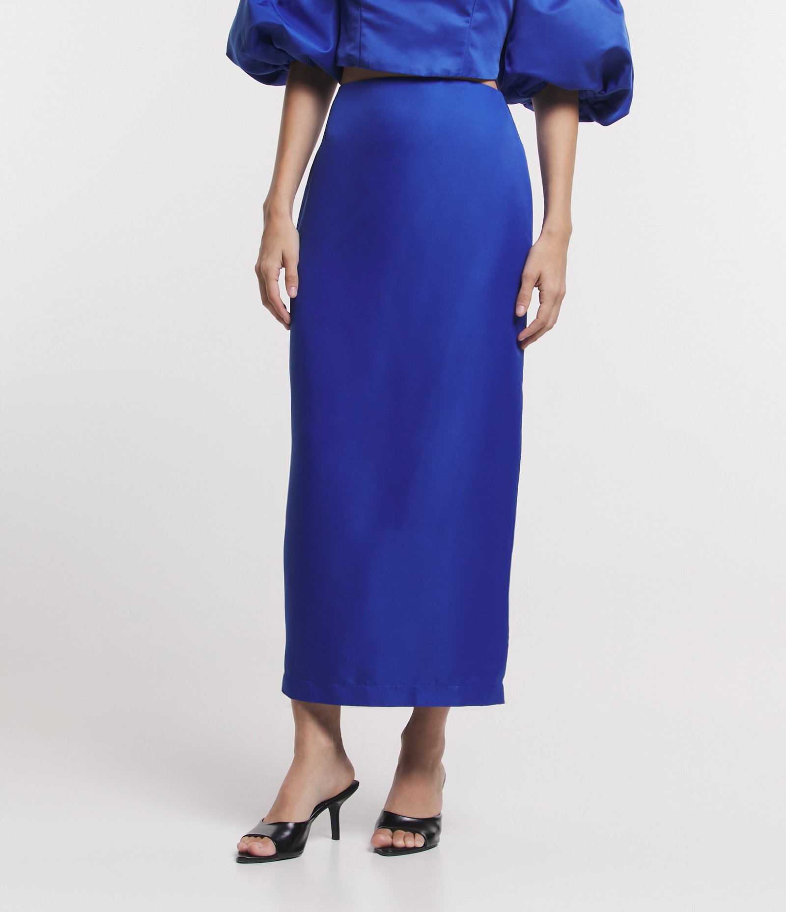 Saia Reta Acetinada com Fenda Traseira Azul 2