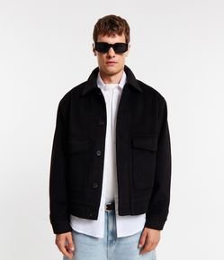 Jaqueta em Polivelour com Bolsos Grandes de Lapela