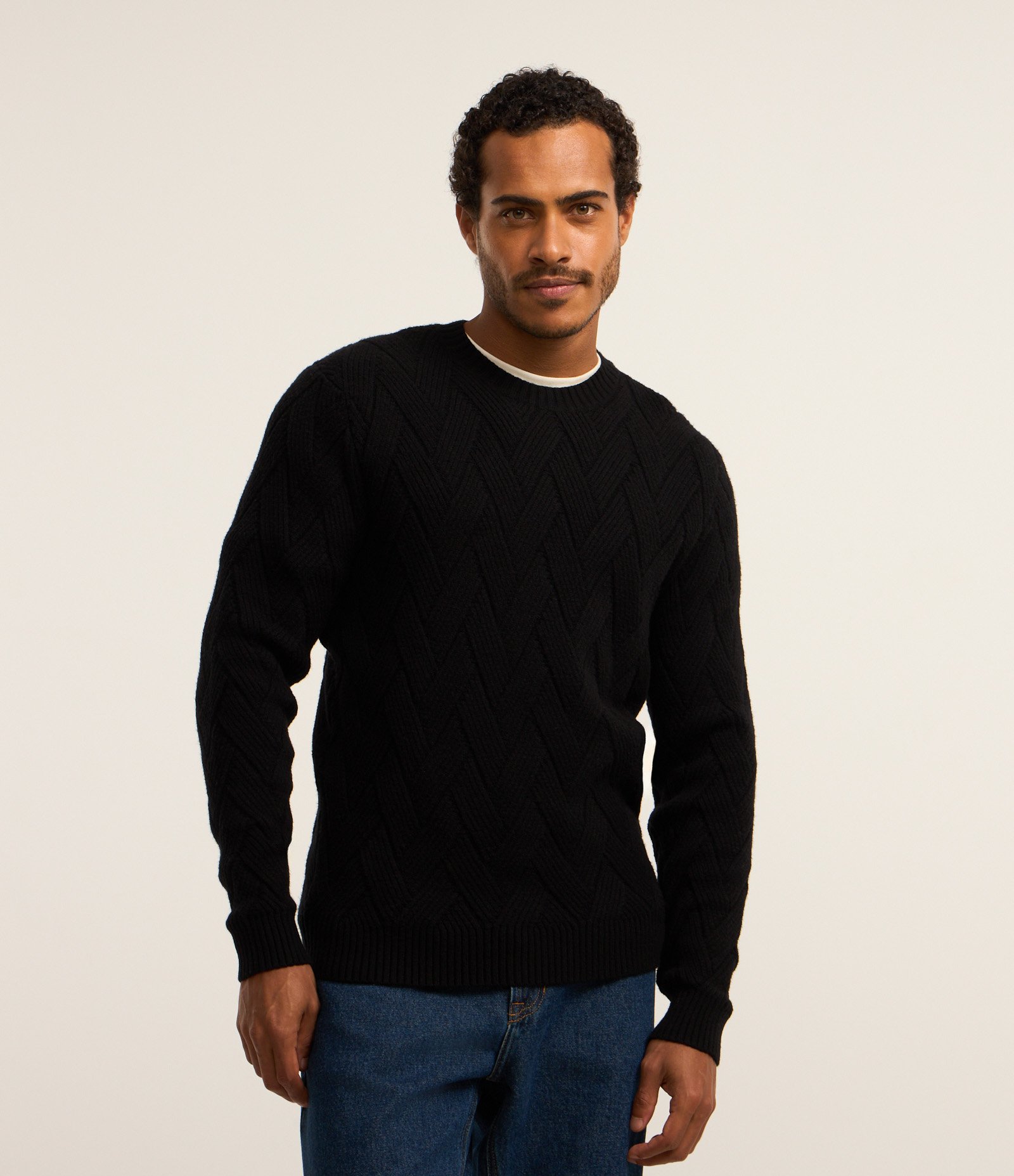 Suéter em Tricô com Textura Trançada 1