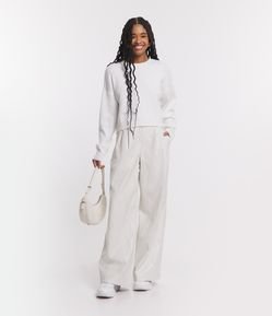 Calça Pantalona em PU com Pregas