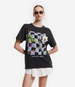 Camiseta Alongada em Meia Malha com Estampa Quadriculada Im Fine