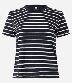 Camiseta em Meia Malha Listrada com Manga Curta