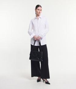 Calça Pantalona Alfaiatada com Botões nas Laterais