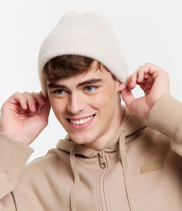 Gorro Texturizado com Dobra e Pelinhos