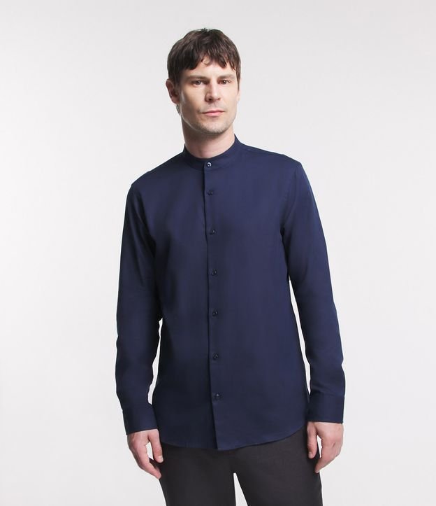 Camisa Regular Básica em Oxford com Gola Padre Azul Escuro 1