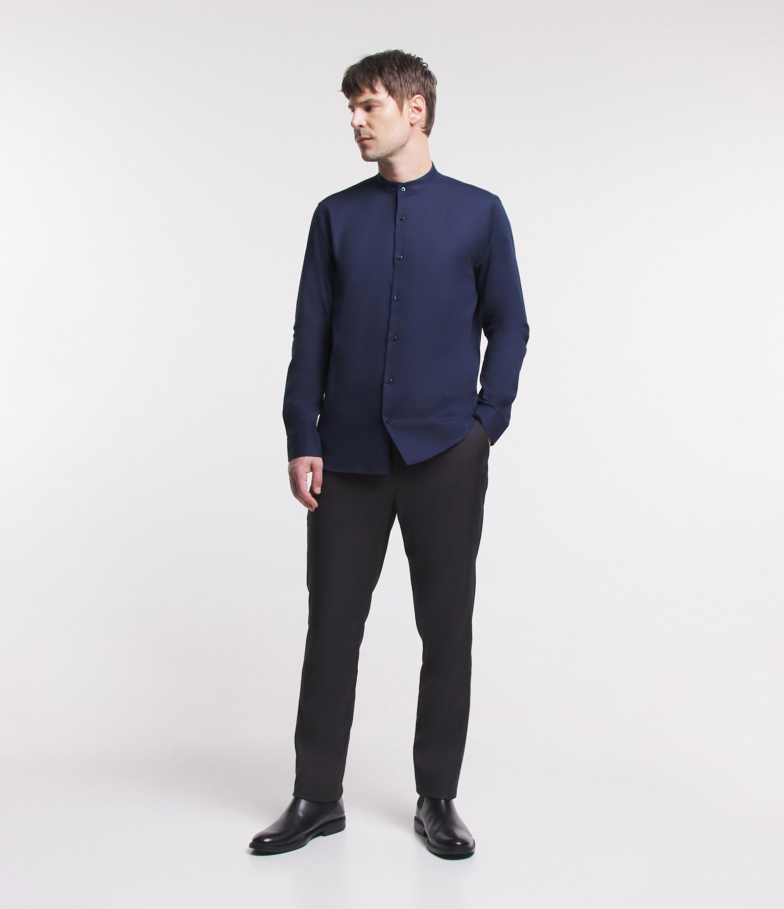 Camisa Regular Básica em Oxford com Gola Padre Azul Escuro 2