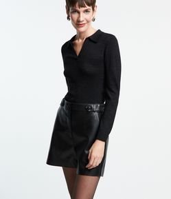 Short em PU com Detalhes no Cós e Elástico nas Costas