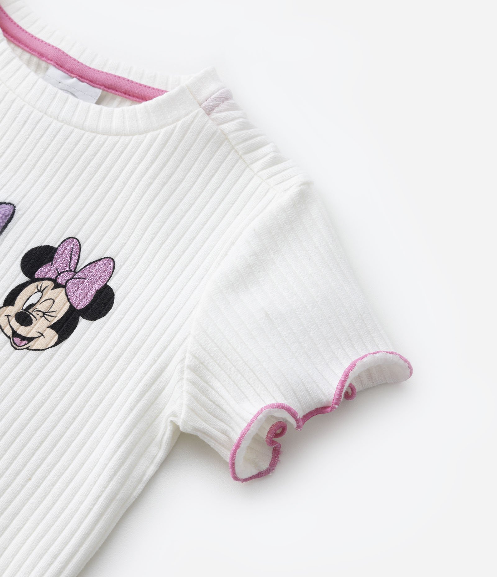 Blusa Canelada Infantil Manga Curta com Estampa da Minnie - Tam 2 a 10 anos Branco 3