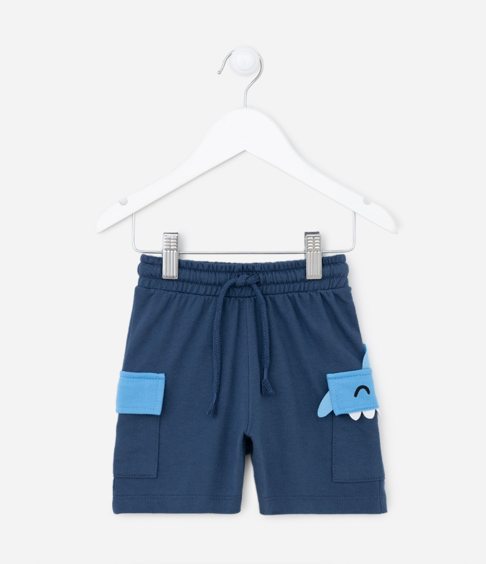Bermuda Infantil em Moletinho com Bolso Cargo e Estampa Tubarão - Tam 1 a 5 anos Azul 1
