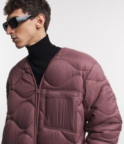 Jaqueta em Microfibra com Textura Matelassê