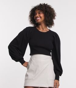 Blusa em Tricô com Manga Bufante e Punho Largo