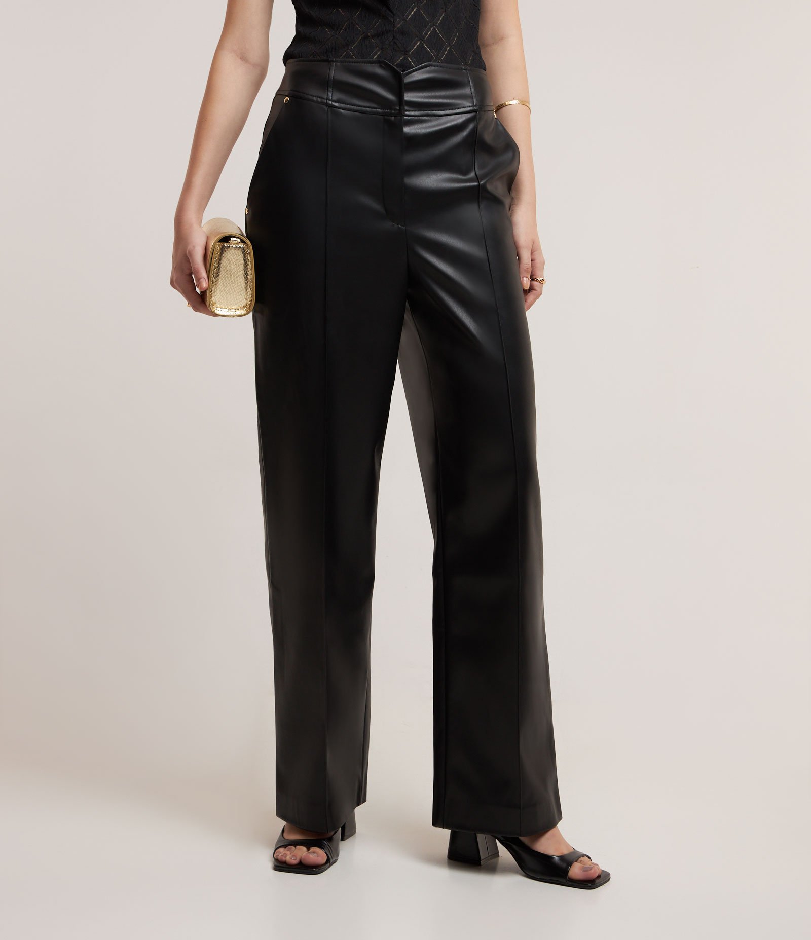 Calça Reta em PU com Cós Alfaiatado Preto 2