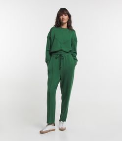 Calça Reta em Moletom com Amarração e Bolsos